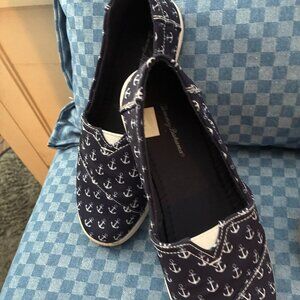 Anchor Slip-On Sneakers - Tommy Bahama - size 8